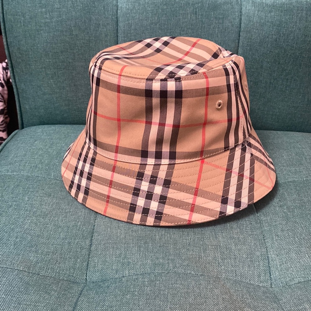 Burberry Canvas Bucket Hat M